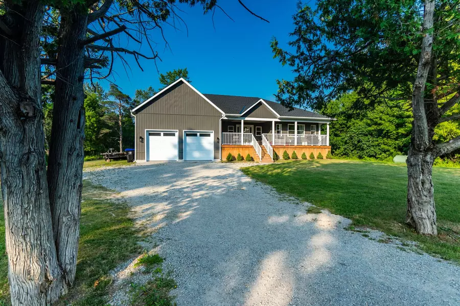2425 Old Fort RD, Tay, ON L4R 4K3