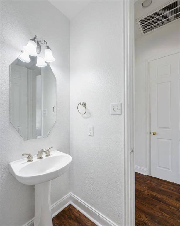 Irving, TX 75063,9137 E Jasmine Lane