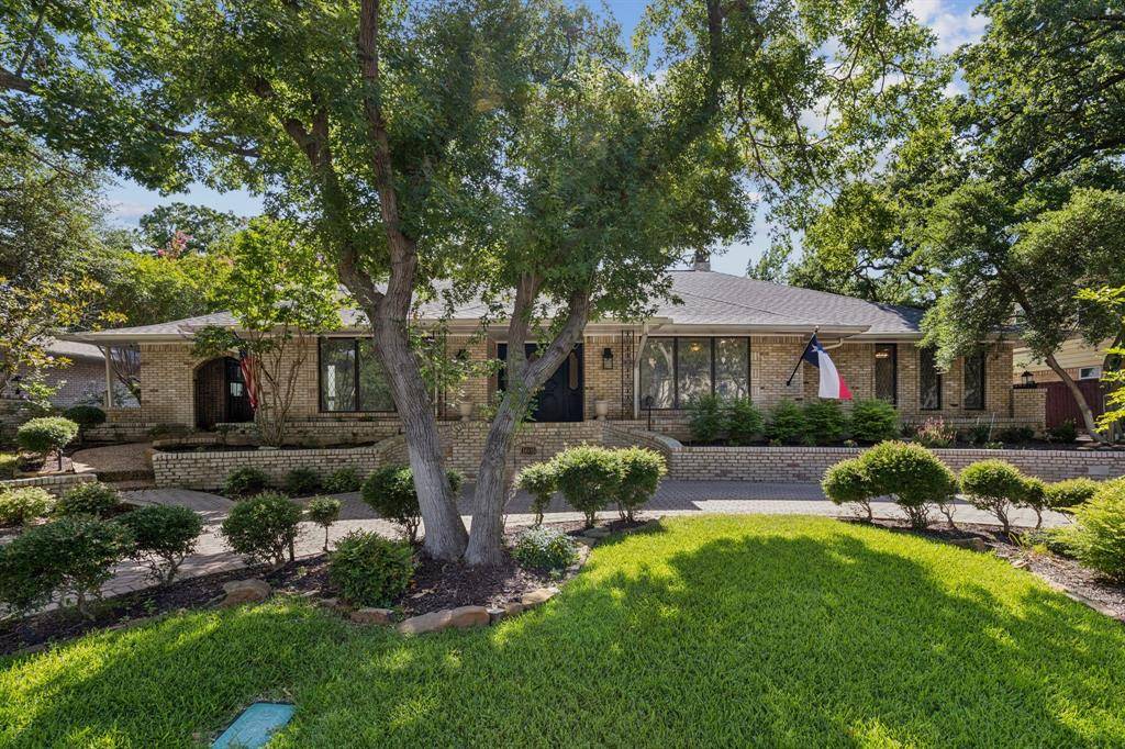 1605 Canyon Oaks Drive, Irving, TX 75061