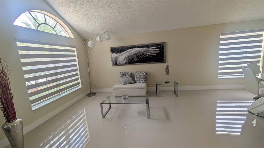 Pembroke Pines, FL 33028,14231 NW 22nd St