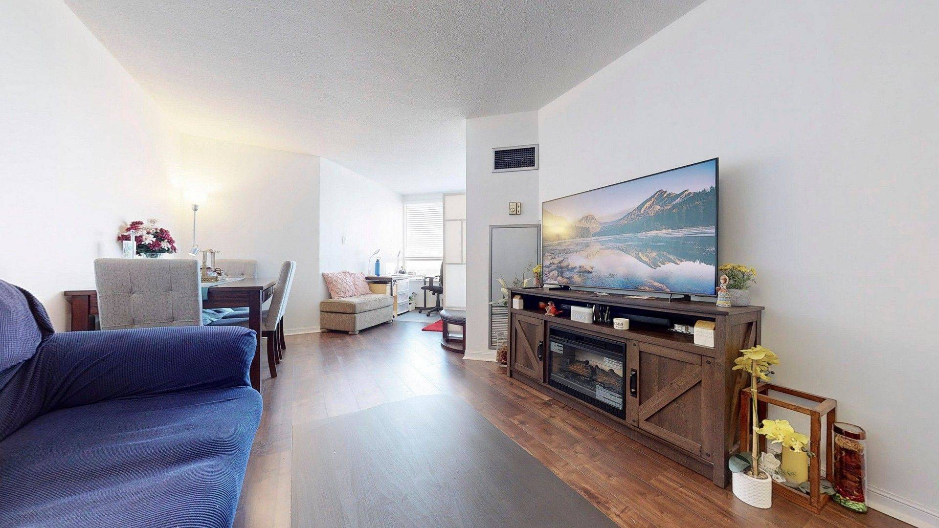 550 Webb DR #2606, Mississauga, ON L5B 3Y4