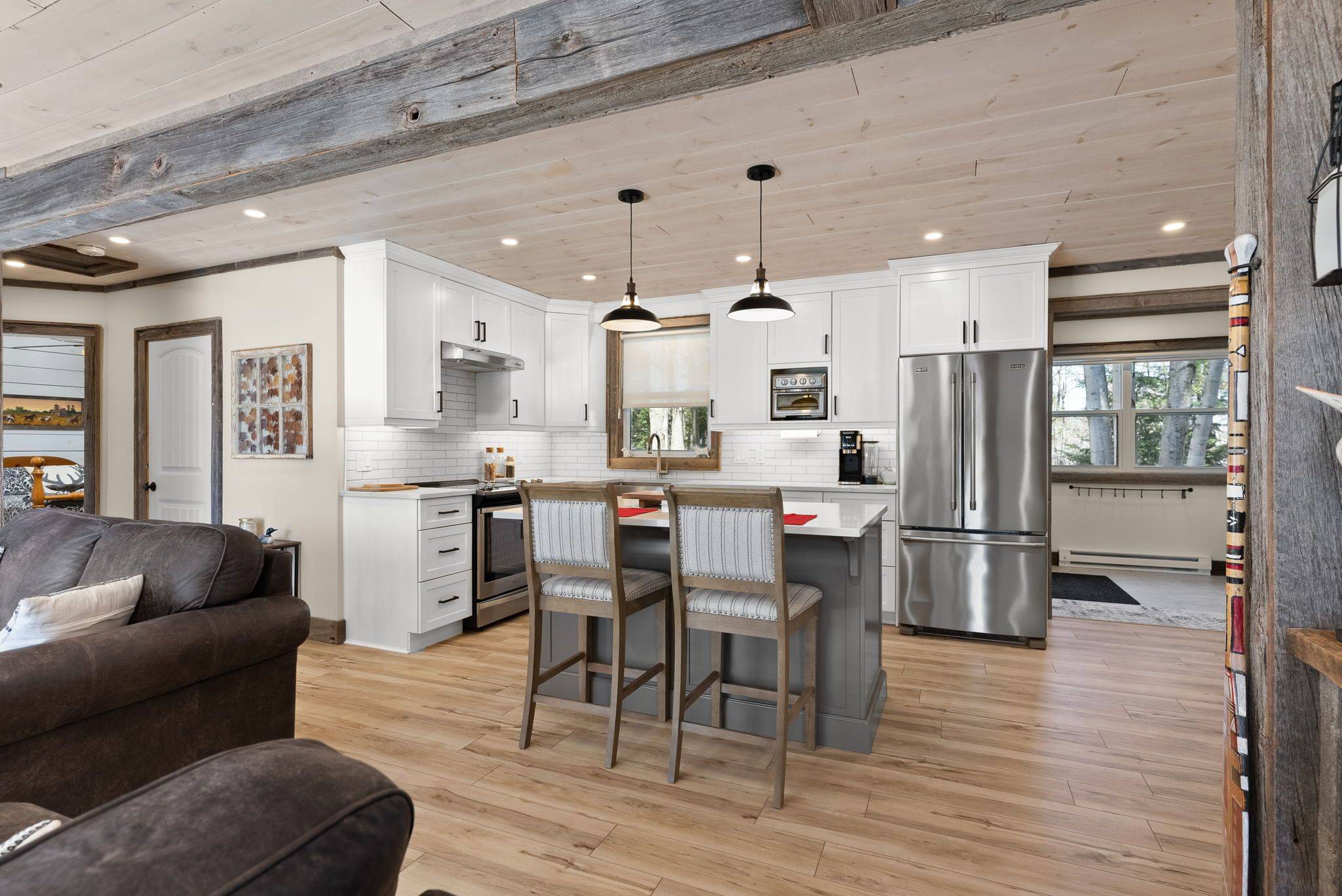 Muskoka Lakes, ON P0B 1J0,1006 YOUNG'S RD #7