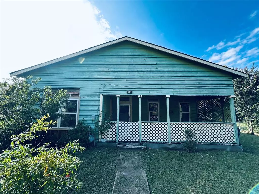 Corsicana, TX 75110,1508 E 8th Avenue