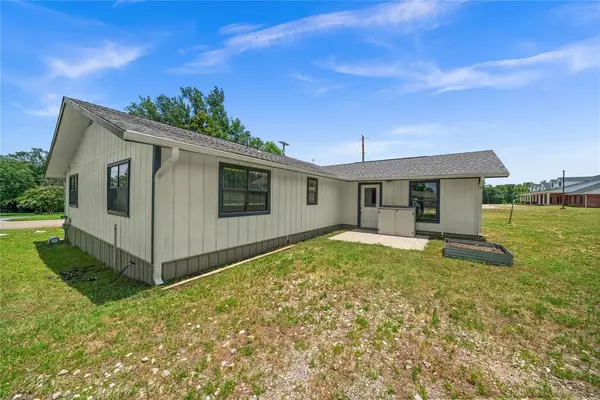 Ben Wheeler, TX 75754,14329 State Highway 64