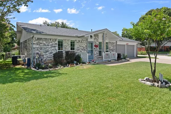 Hurst, TX 76053,329 Carnation Lane
