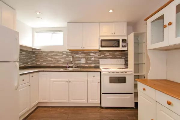 Oshawa, ON L1J 5G8,111 Rosehill BLVD