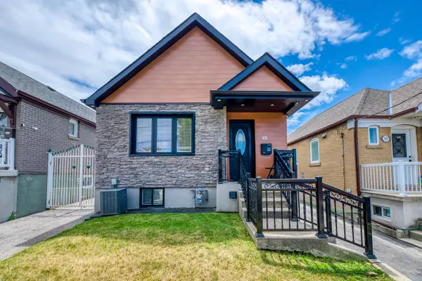 Toronto W03, ON M6M 1R5,151 Cameron AVE