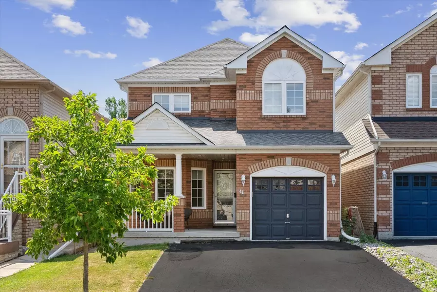 41 Marchwood CRES, Clarington, ON L1C 5K5