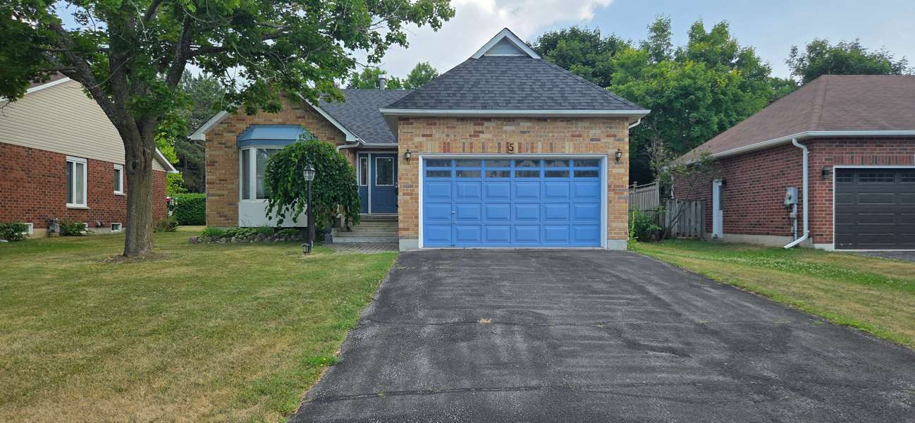 5 Langton PL, Kawartha Lakes, ON K9V 6G9