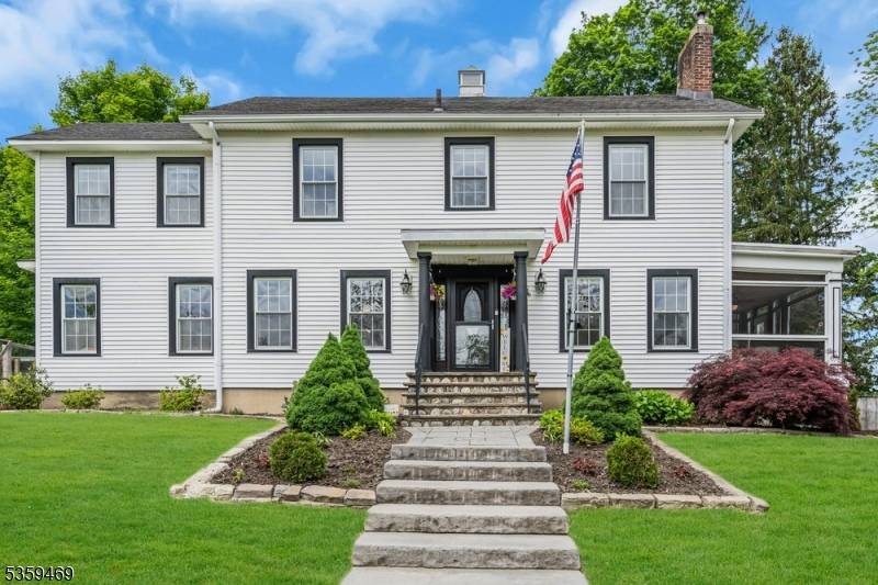 18 Maple Rd, Franklin Boro, NJ 07416