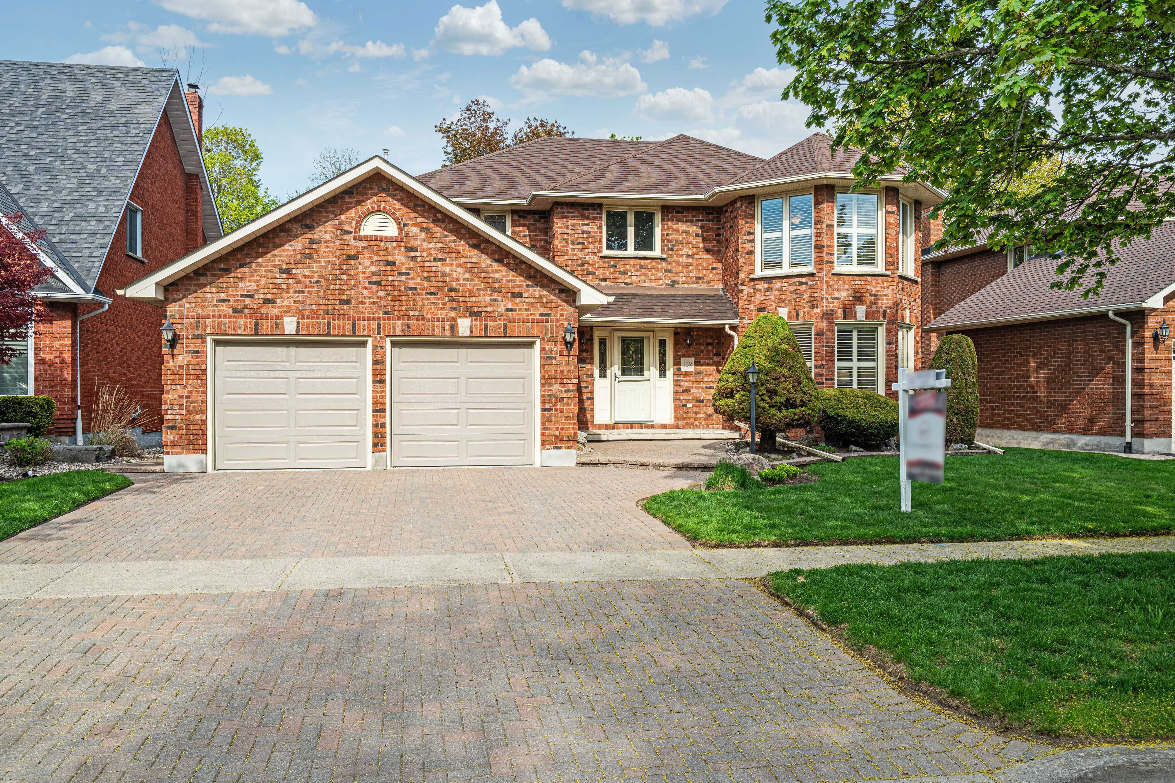Oshawa, ON L1G 7V9,132 Samac TRL