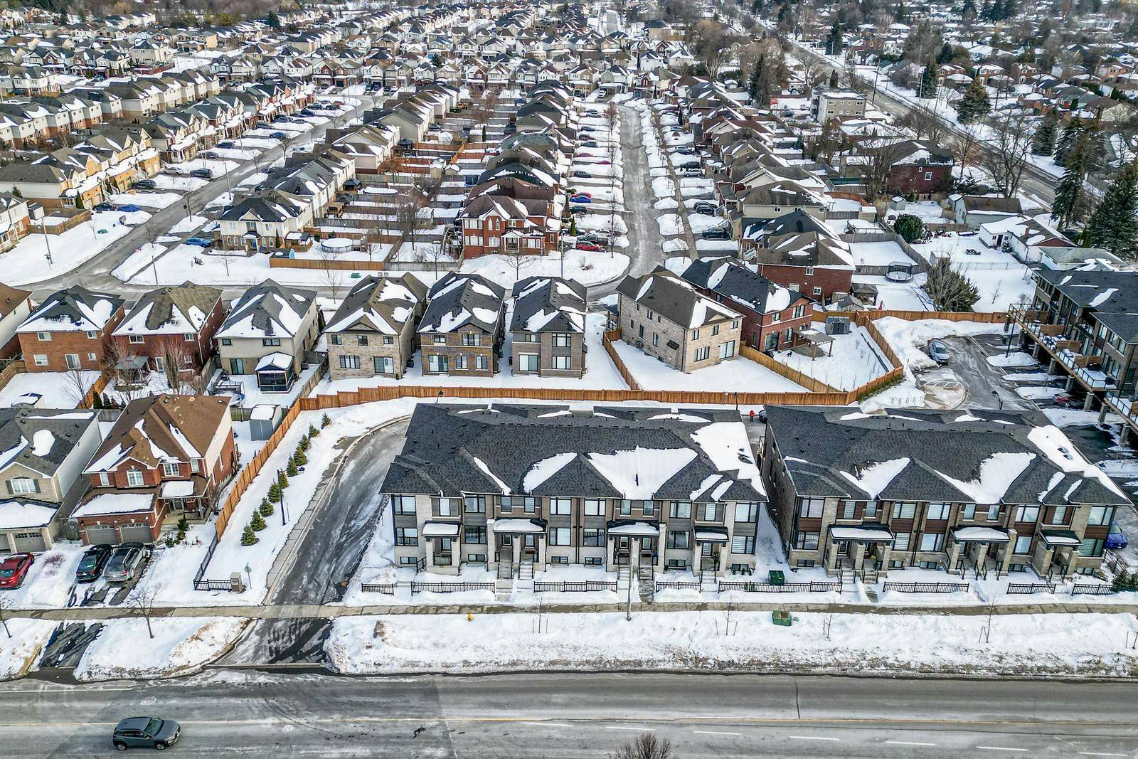 Clarington, ON L1C 7H3,19 Assunta LN