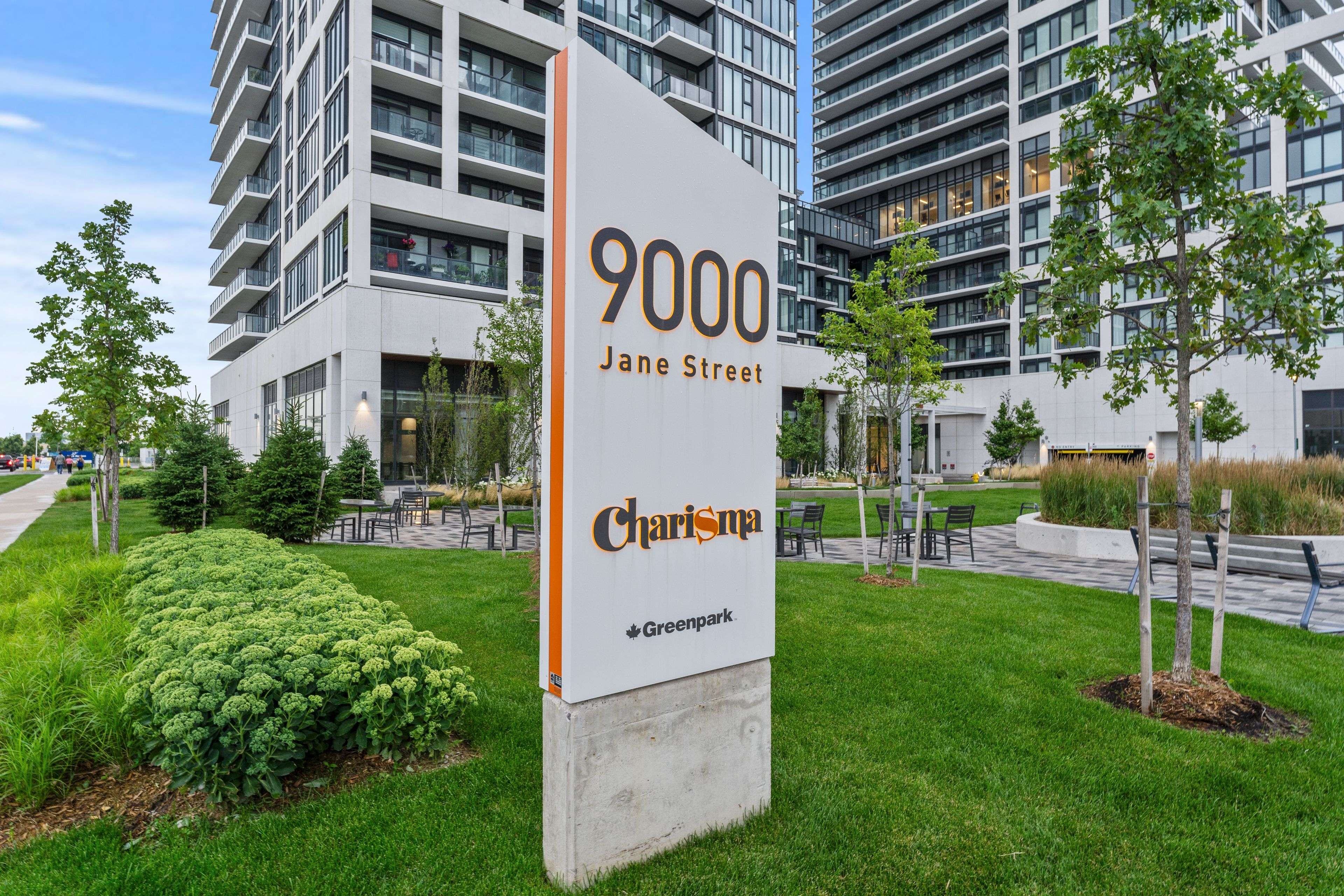 Vaughan, ON L4K 0M6,9000 Jane ST #909