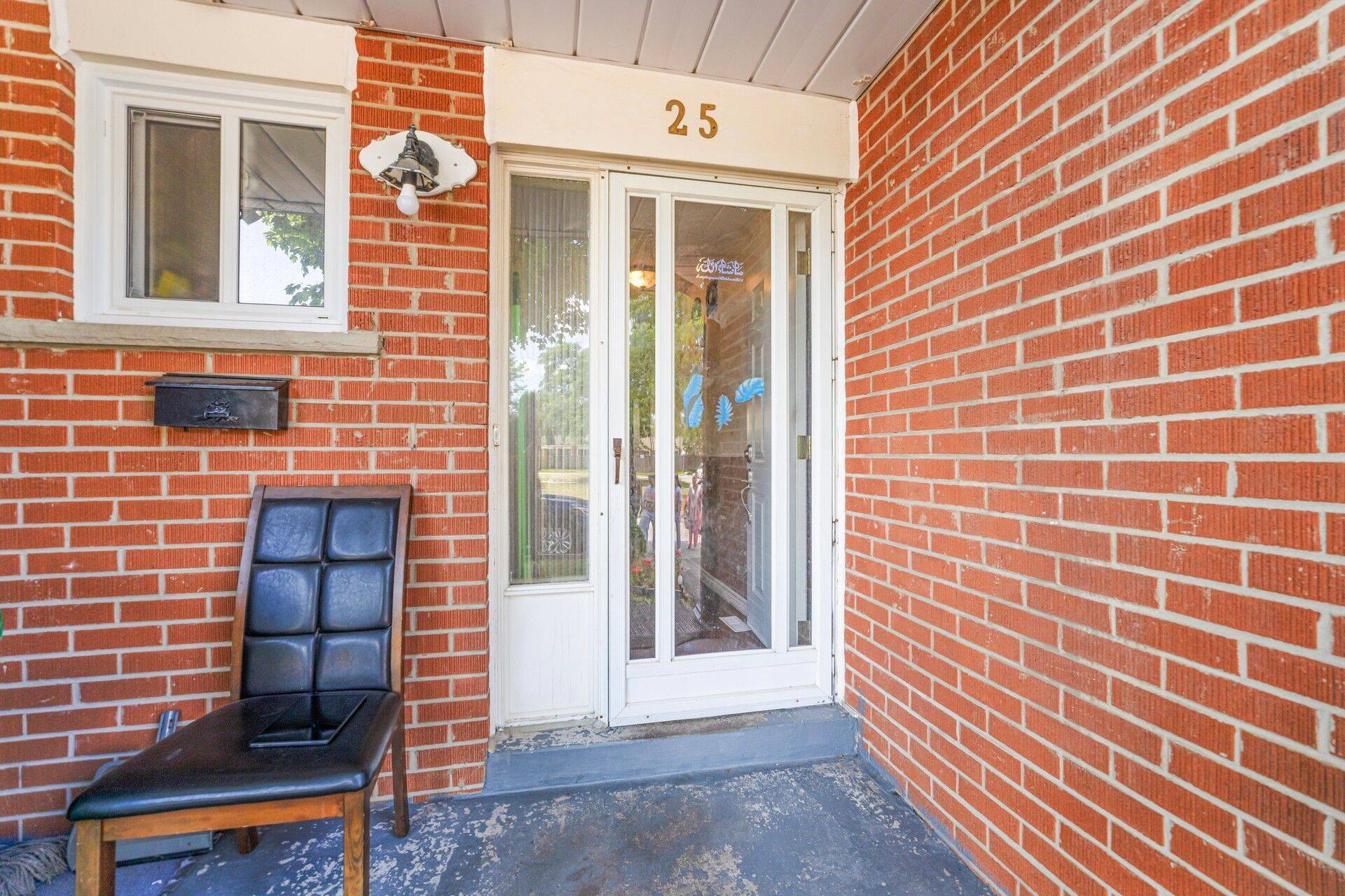Brampton, ON L6V 2V7,25 Vodden CT #25