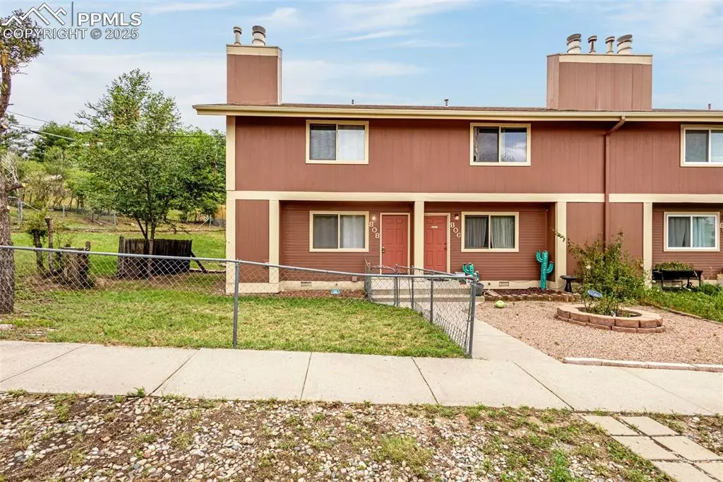 Colorado Springs, CO 80904,808 S 24th ST