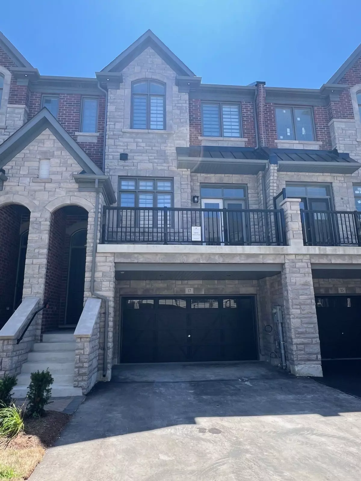 Markham, ON L6C 3L5,17 Elm Green LN