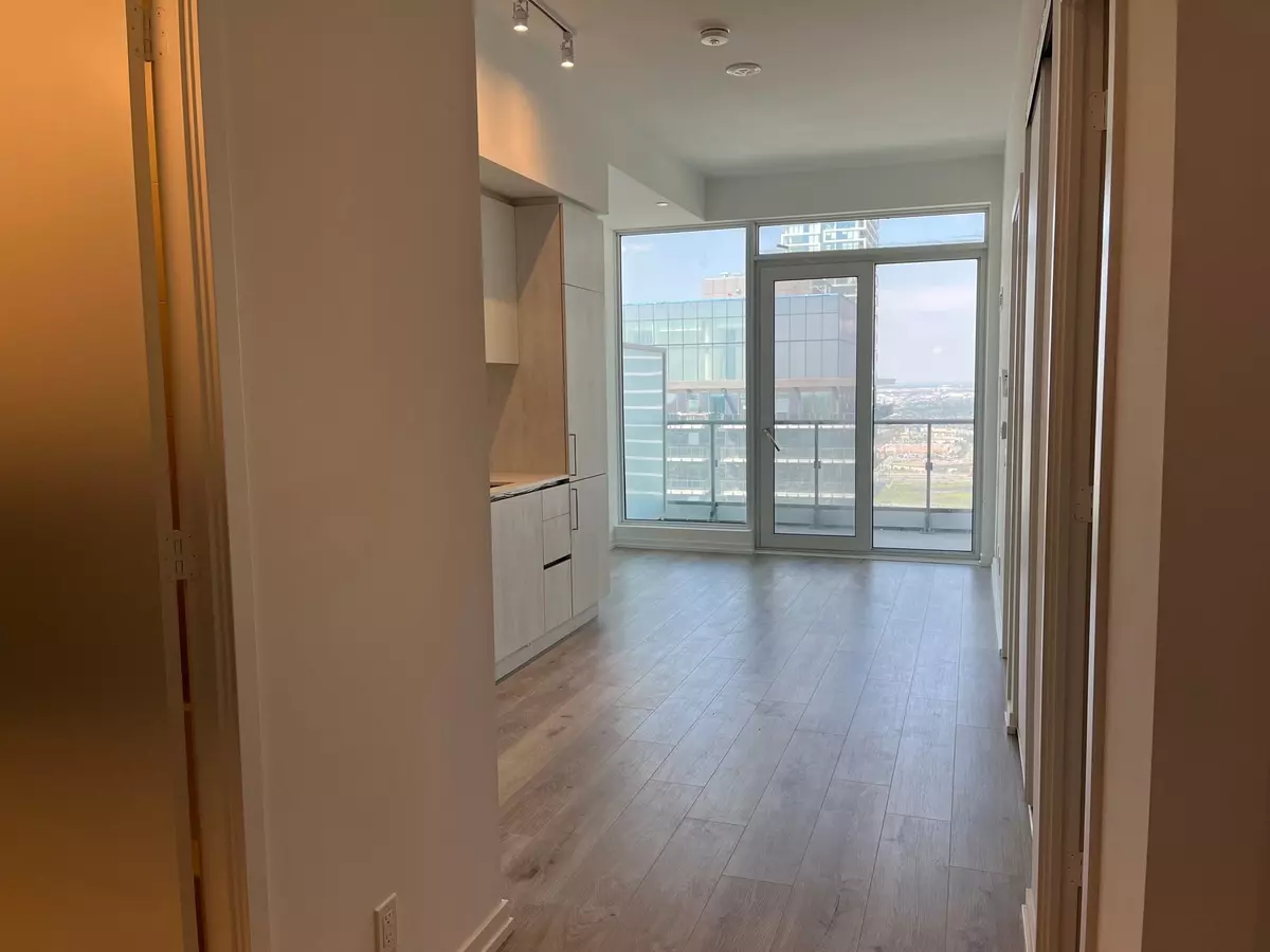 Vaughan, ON L4K 0K9,7890 Jane ST #4005