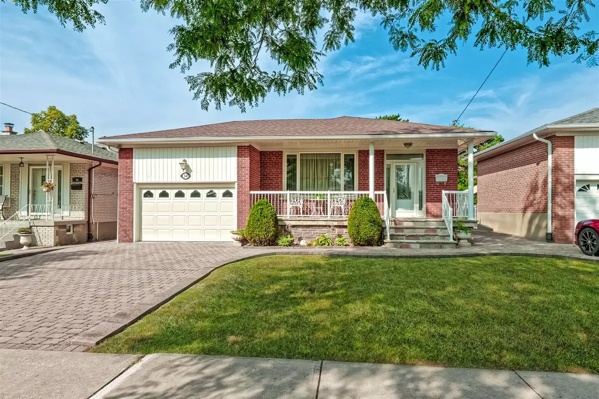 Toronto W08, ON M9C 3E9,34 Renova DR