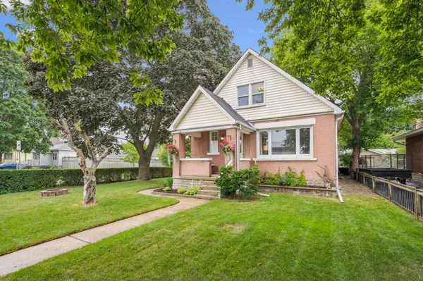 Kitchener, ON N2H 5Z5,854 Guelph ST