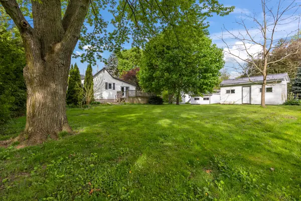 Chatham-kent, ON N0P 2C0,30 Broadway ST