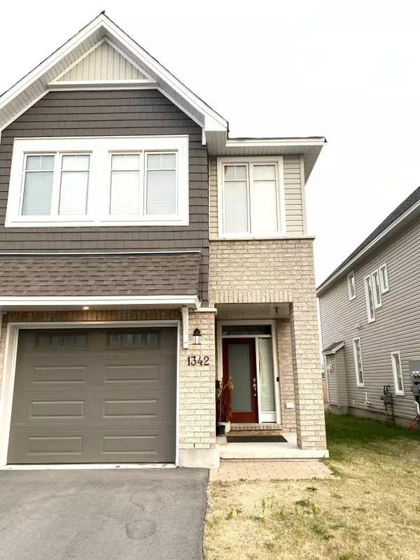 1342 Demers AVE, Kingston, ON K7M 0H7