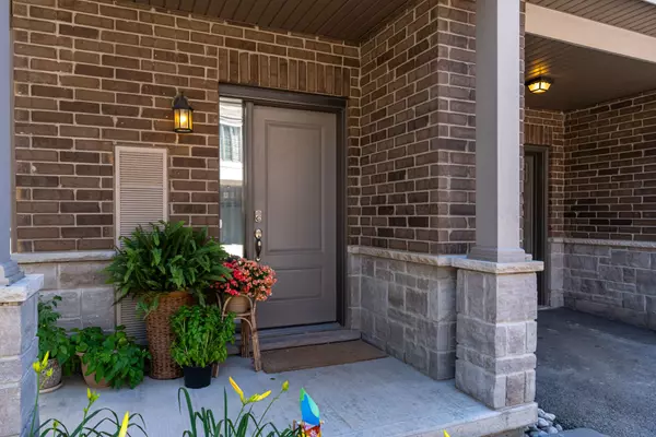 Hamilton, ON L9G 0G4,377 Glancaster RD #49