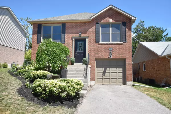 Peterborough West, ON K9K 2H9,1362 Bobolink CT