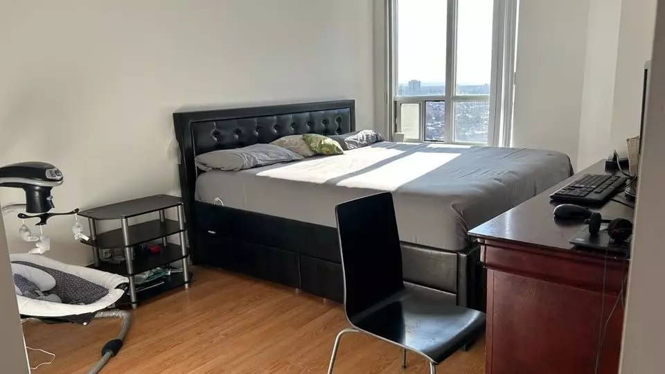 310 Burnhamthorpe RD S #1709, Mississauga, ON L5B 4P9