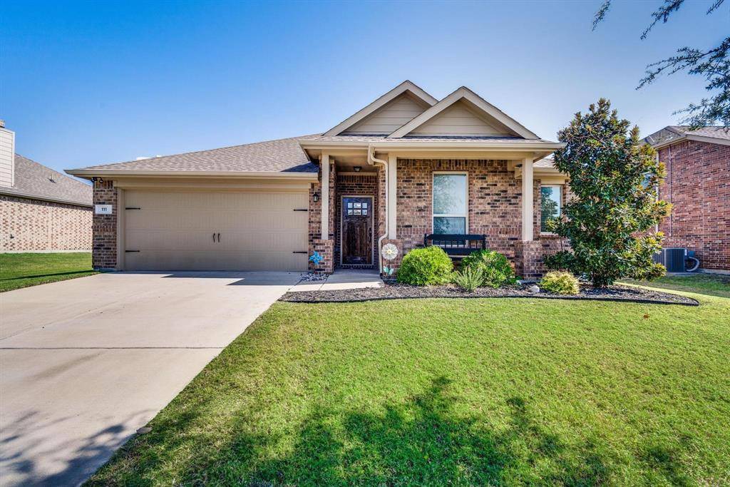111 Morning Star Lane, Waxahachie, TX 75165