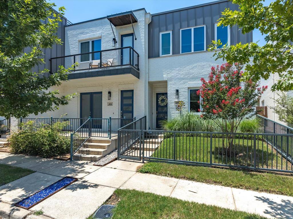402 Wimberly Street, Fort Worth, TX 76107