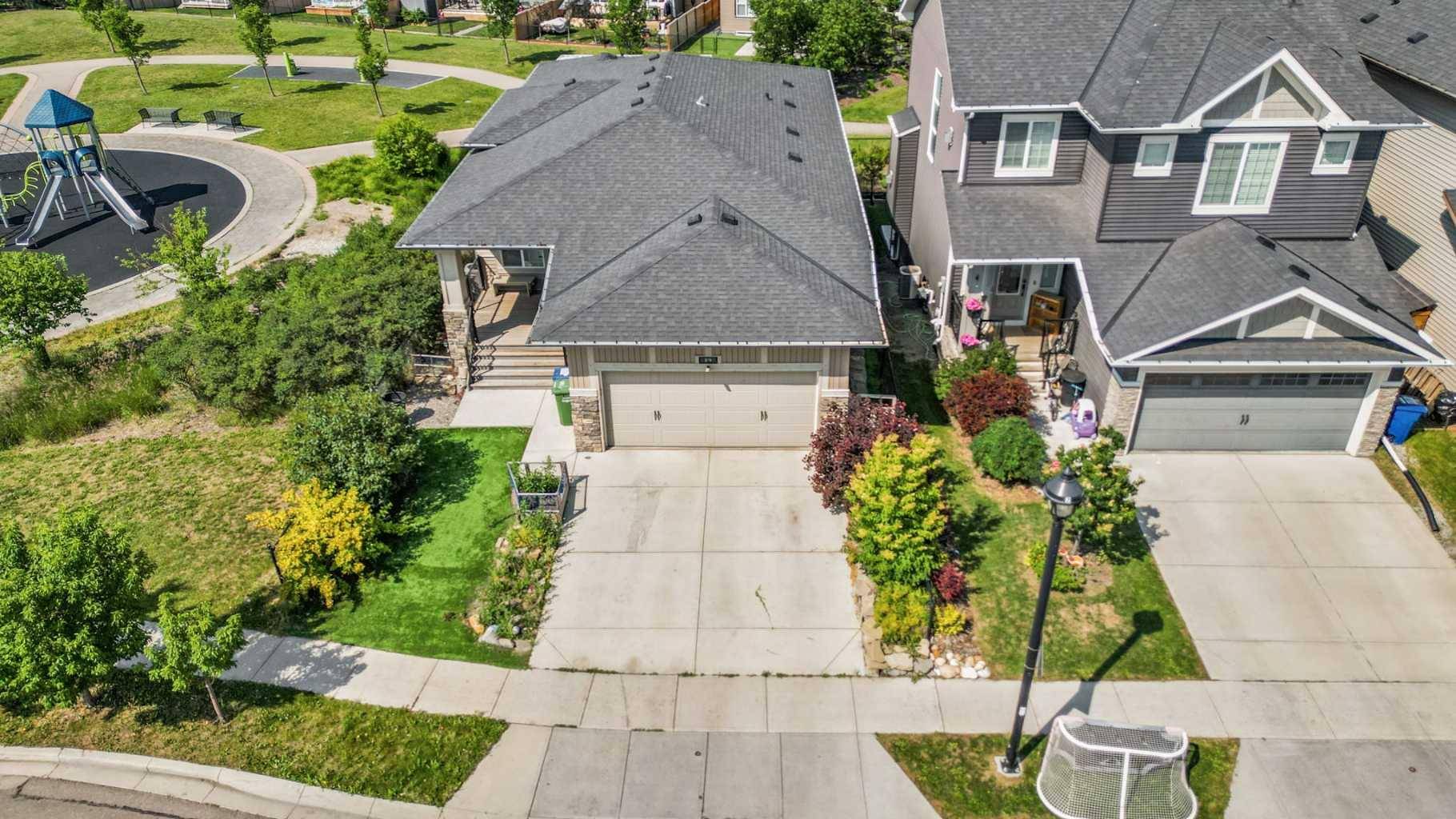 89 Ravenskirk Close SE, Airdrie, AB T4A 0T1