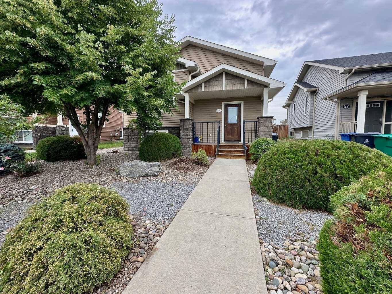 Lethbridge, AB T1J 0B6,57 Mt Sundance RD W