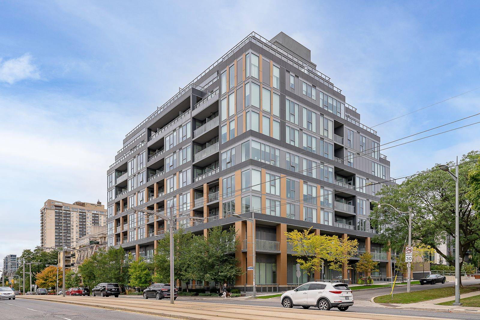 Toronto C03, ON M4V 2W8,6 Parkwood AVE #310