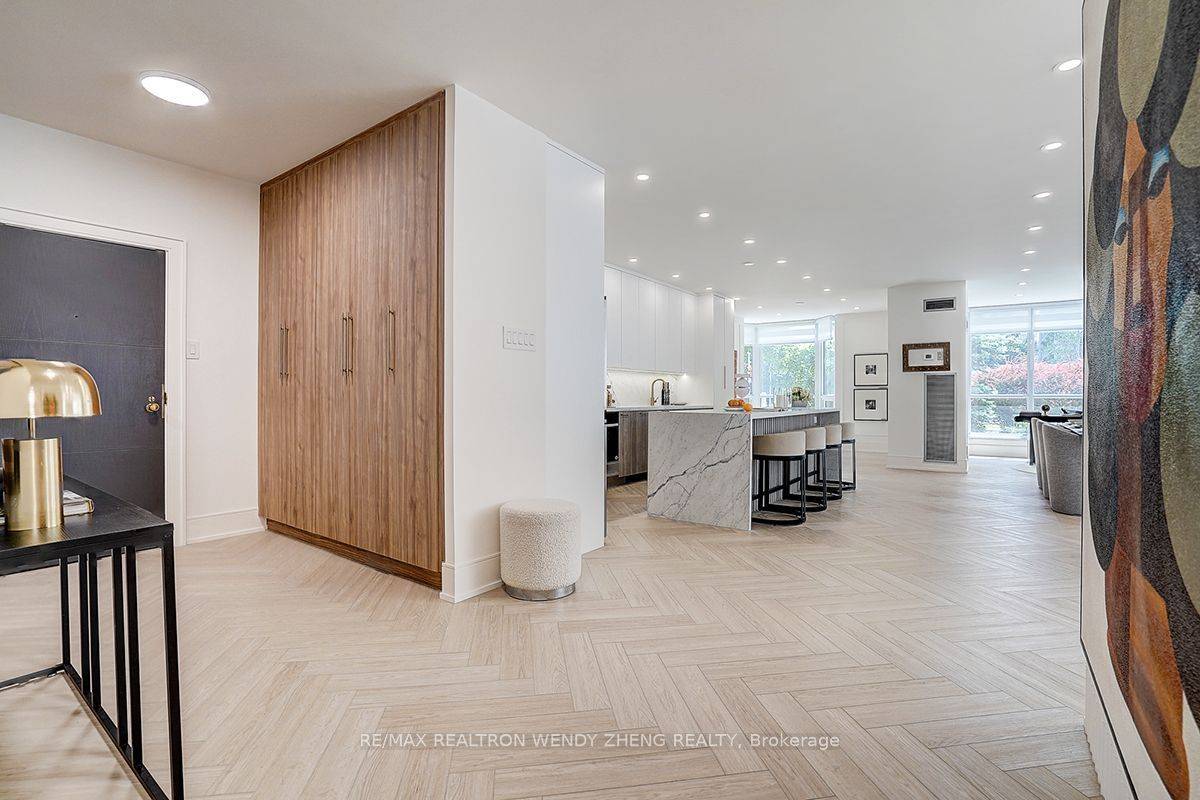 Toronto C14, ON M2N 6H9,65 SPRING GARDEN AVE #102