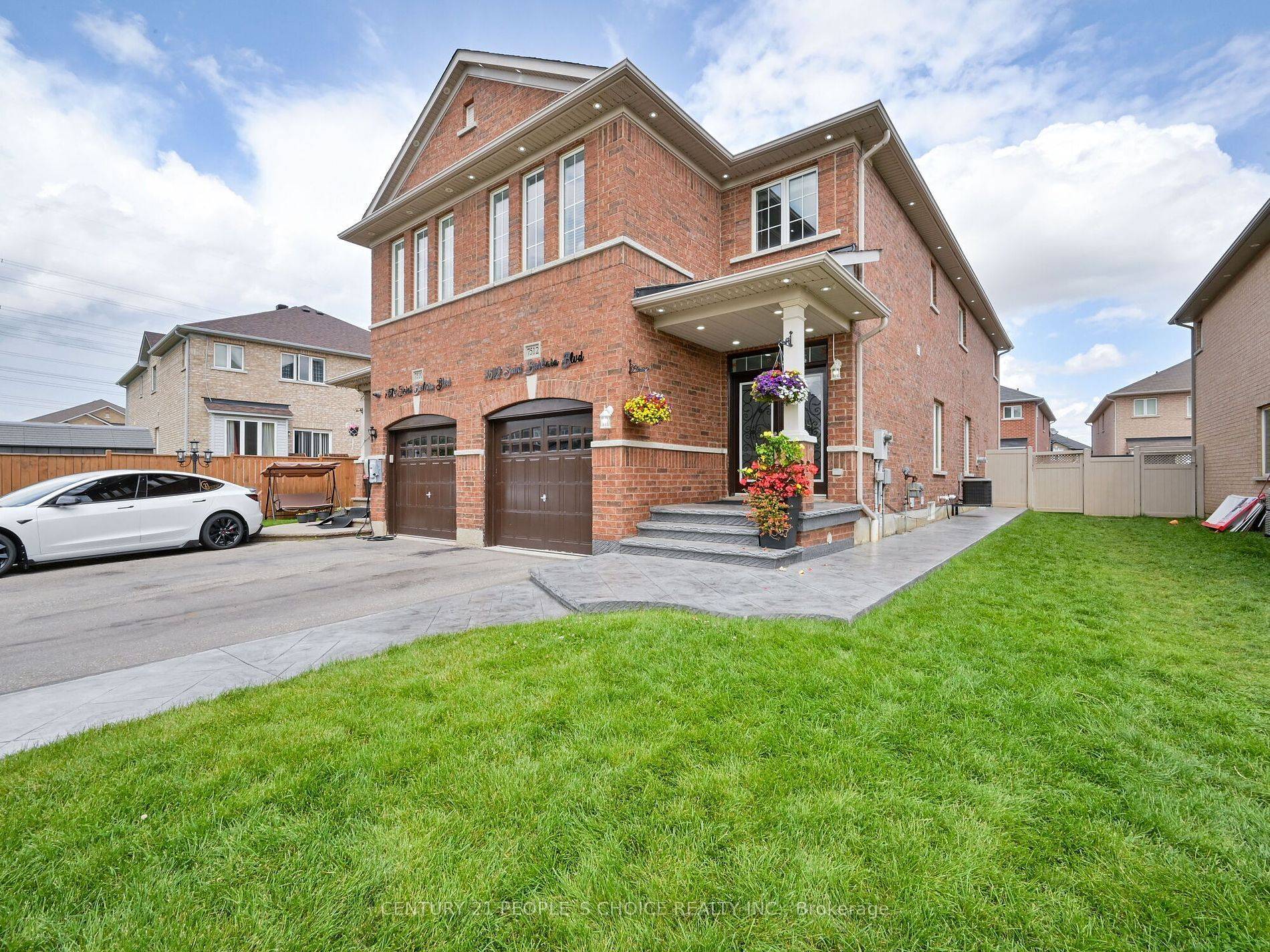 Mississauga, ON L5W 0G3,7512 Saint Barbara BLVD #Bsmt