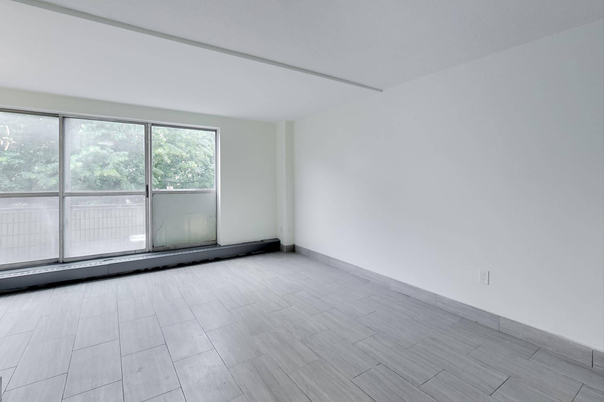 Toronto W05, ON M3N 2T2,10 Eddystone AVE #276