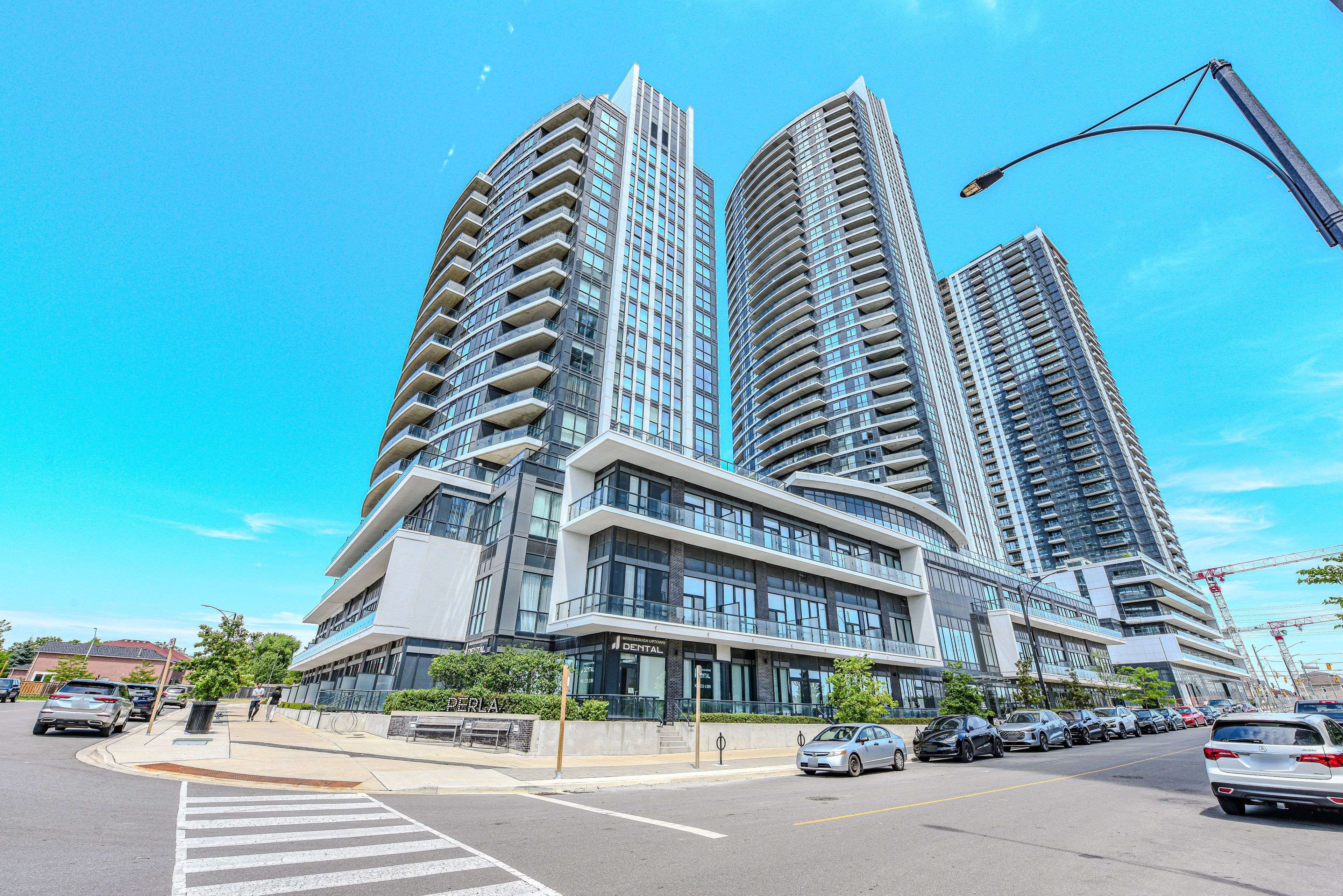 65 Watergarden DR #810, Mississauga, ON L5R 0G9