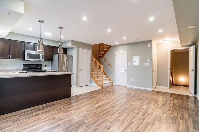Oakville, ON L6S 0J2,2468 Post RD #15