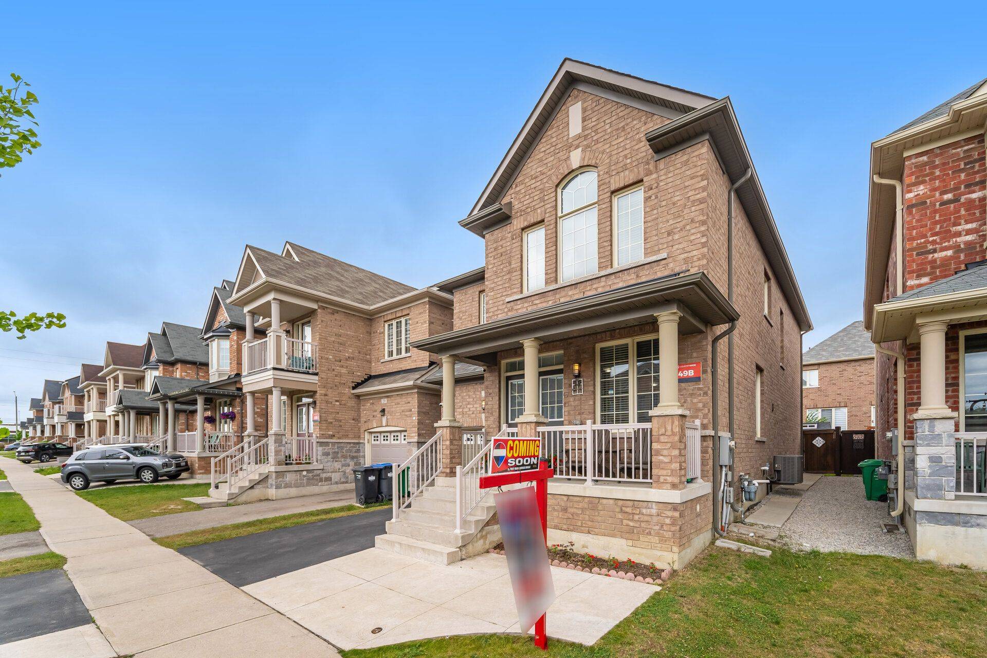 Brampton, ON L6R 4A2,18 Spokanne ST