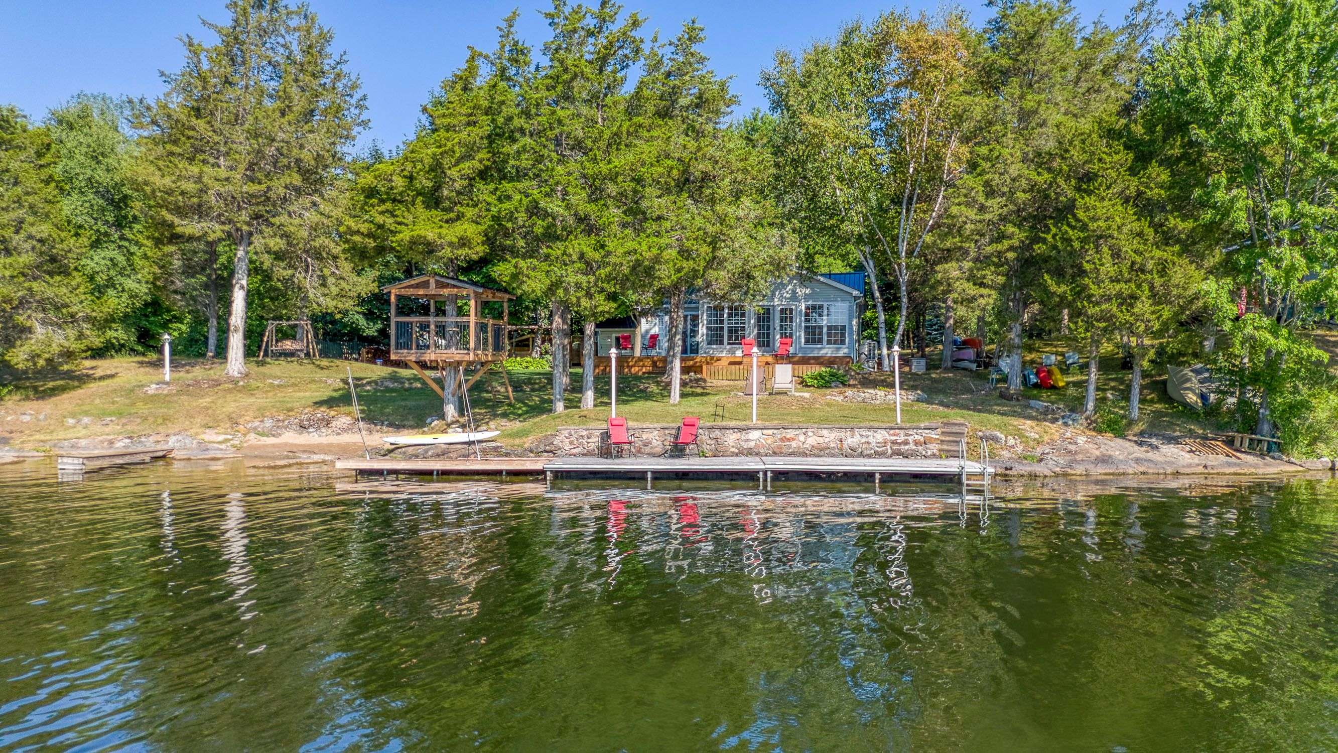 Rideau Lakes, ON K0E 1N0,1328 LB13 RD