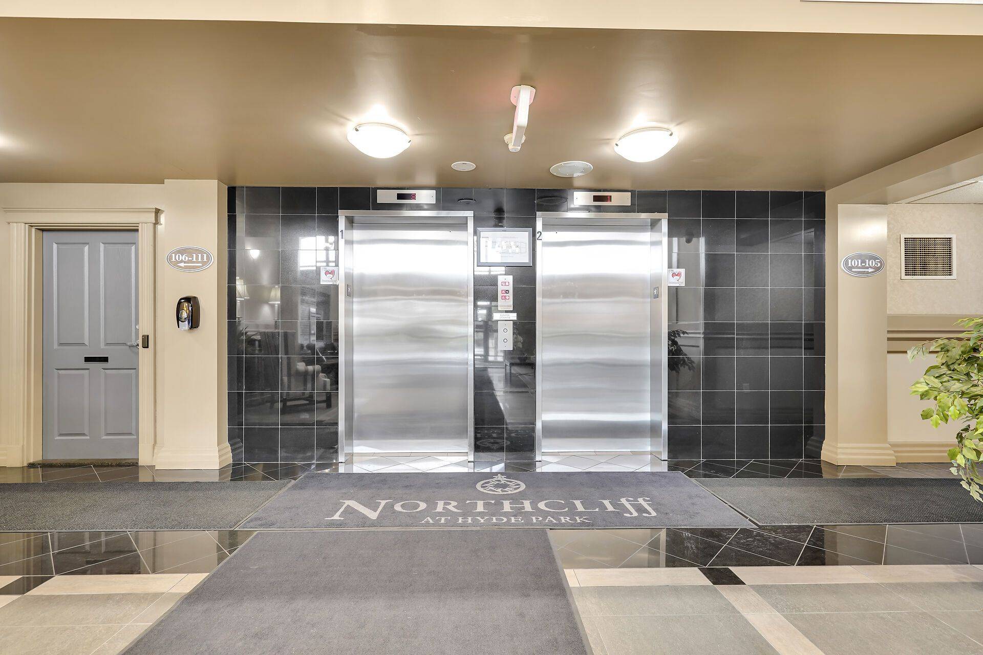 London North, ON N6G 0G5,1030 CORONATION DR #111