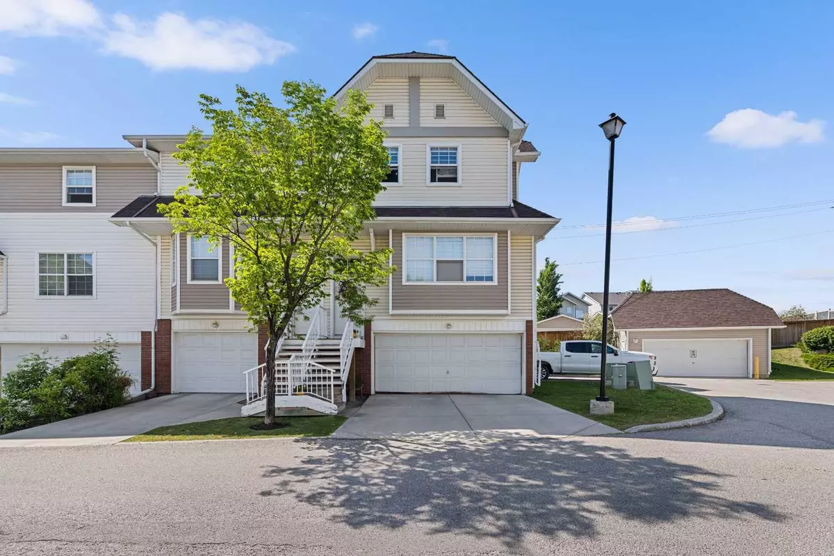 Calgary, AB T3L 2R4,127 Tuscany Springs GDNS NW