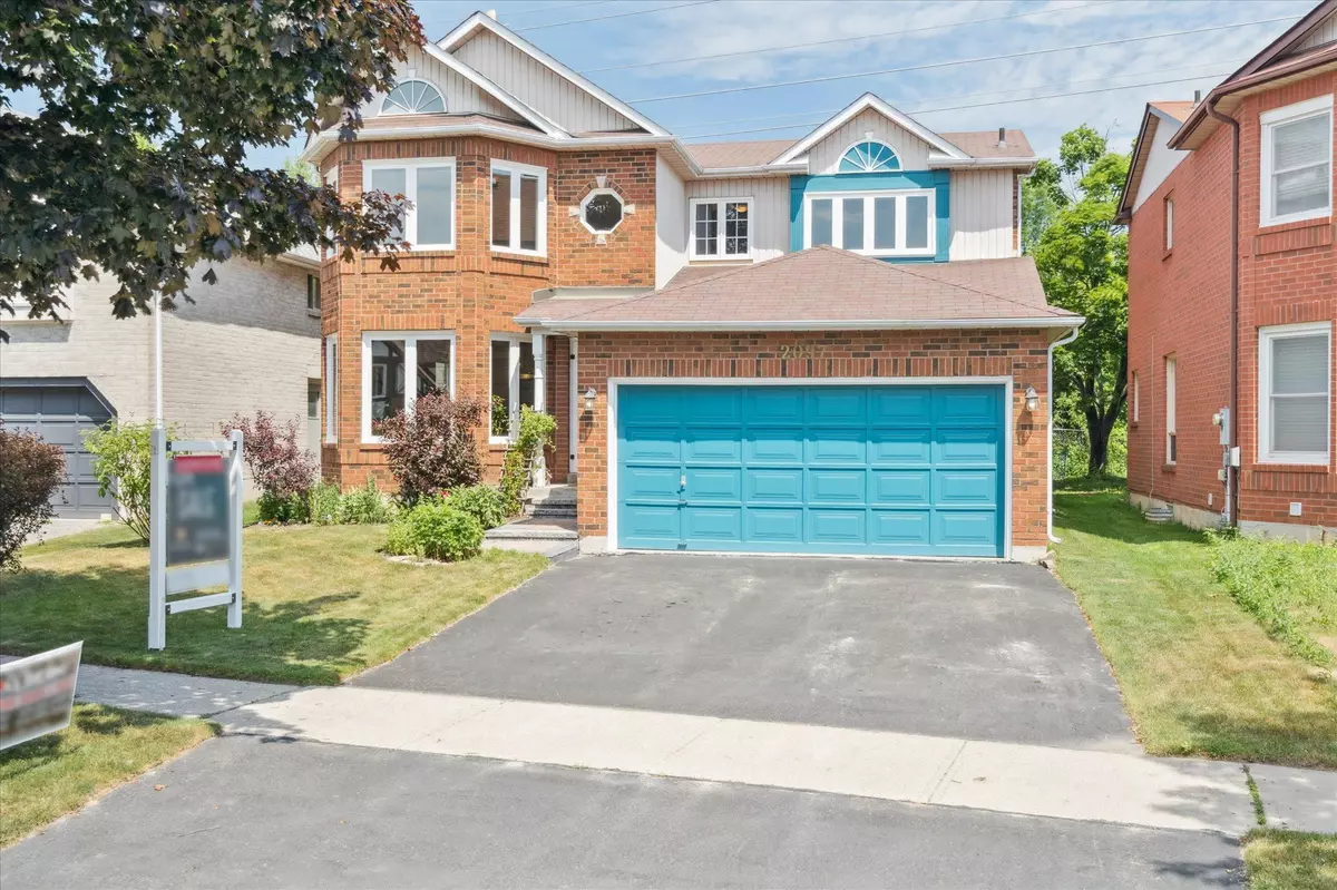 Pickering, ON L1X 2S1,2097 Lynn Heights DR
