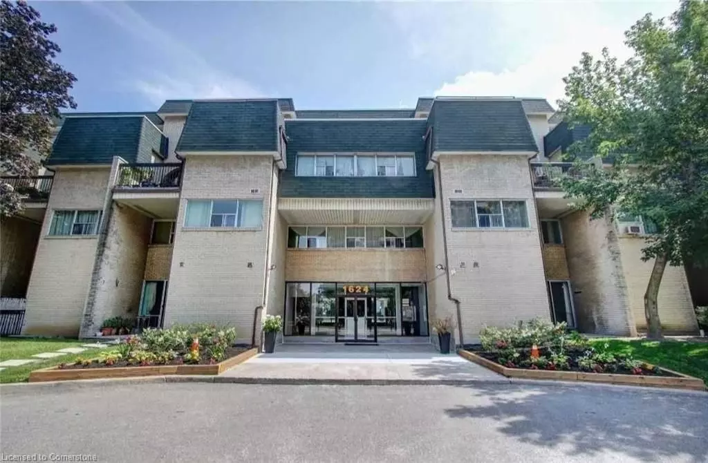 Mississauga, ON L4X 2S2,1624 Bloor ST E #63