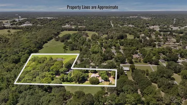Grand Saline, TX 75140,W Patterson Street