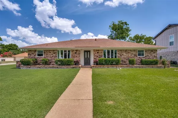 2800 Pinehurst Drive, Plano, TX 75075