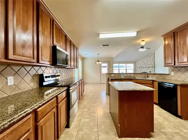 Denton, TX 76208,1005 Tallahassee Drive