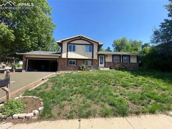 5210 Alteza DR, Colorado Springs, CO 80917