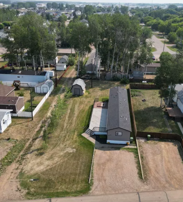 La Crete, AB T0H2H0,10305 108 Street