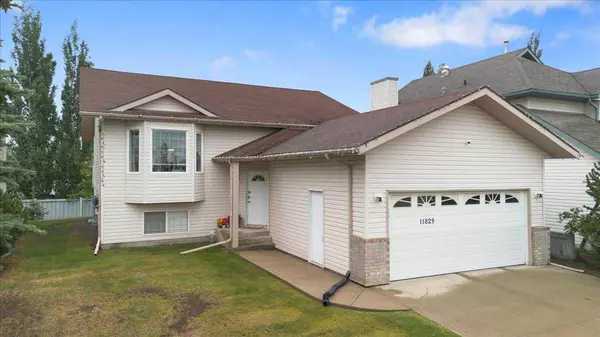 Grande Prairie, AB T8X 1M2,11829 Crystal Lake DR